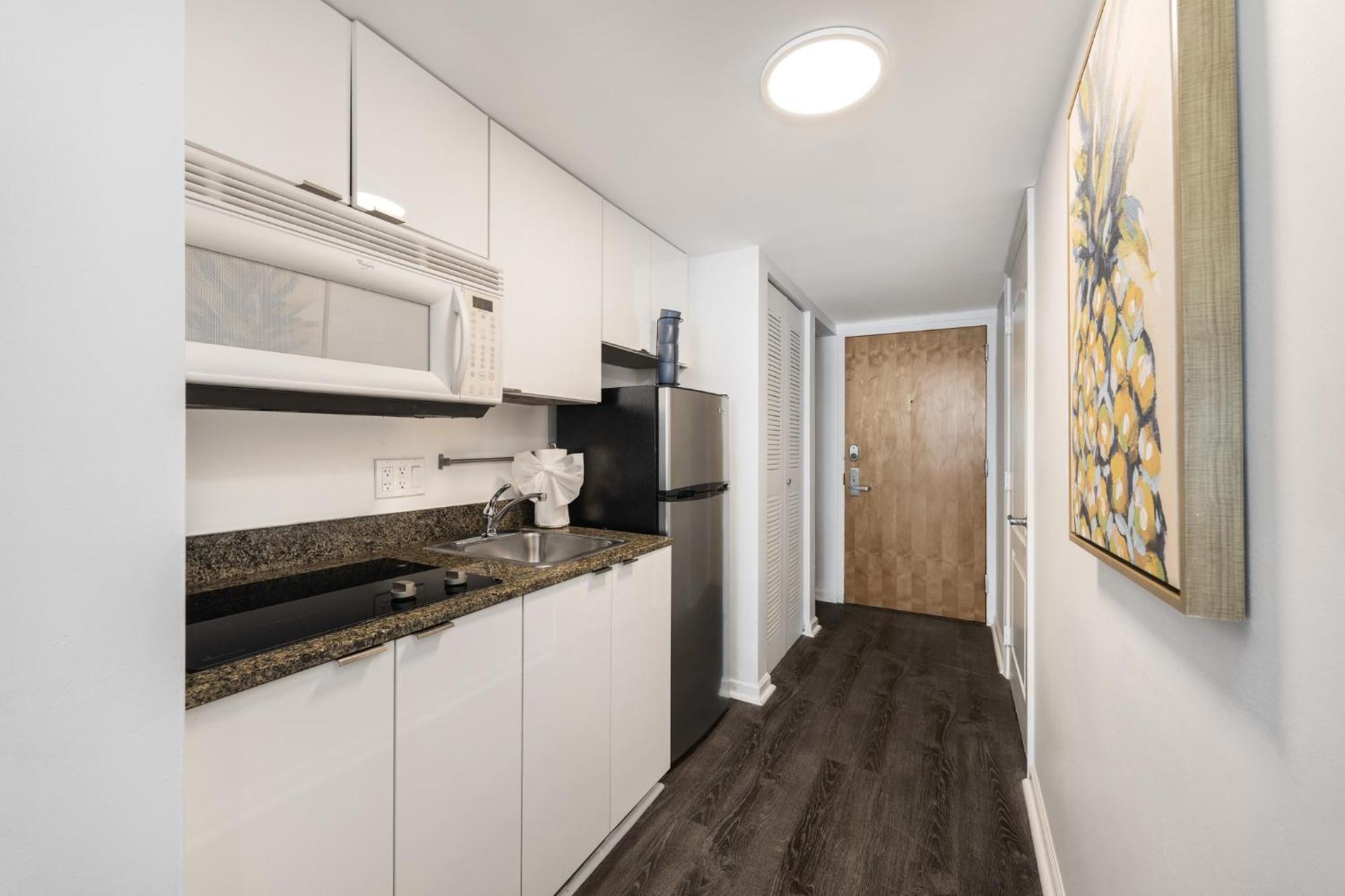 In Brickell With Pool, Gym, Free Parking And Game Appartement *